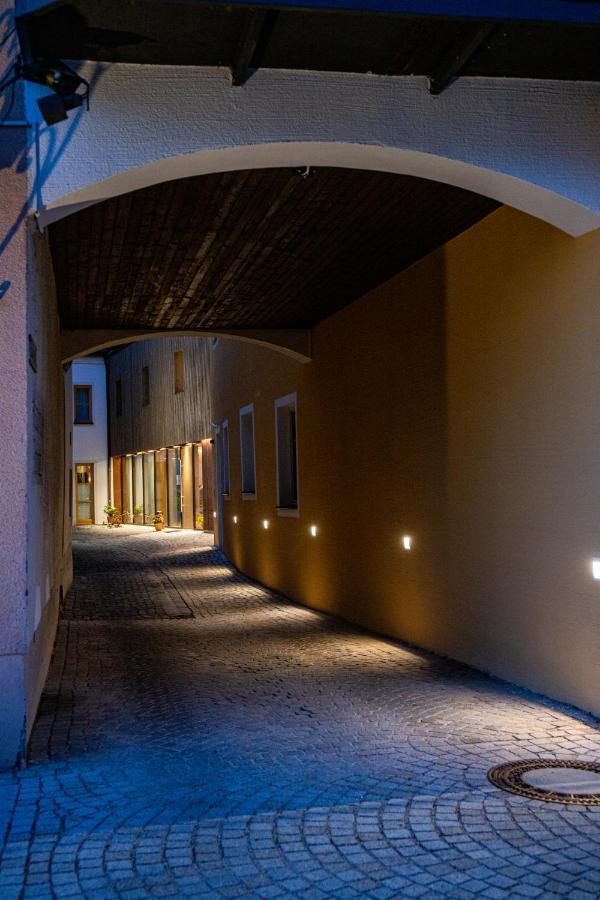 Altstadthotel Brauereigasthof Winkler Berching Exteriér fotografie