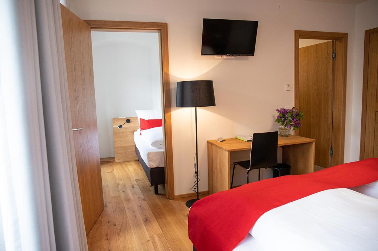 Altstadthotel Brauereigasthof Winkler Berching Exteriér fotografie